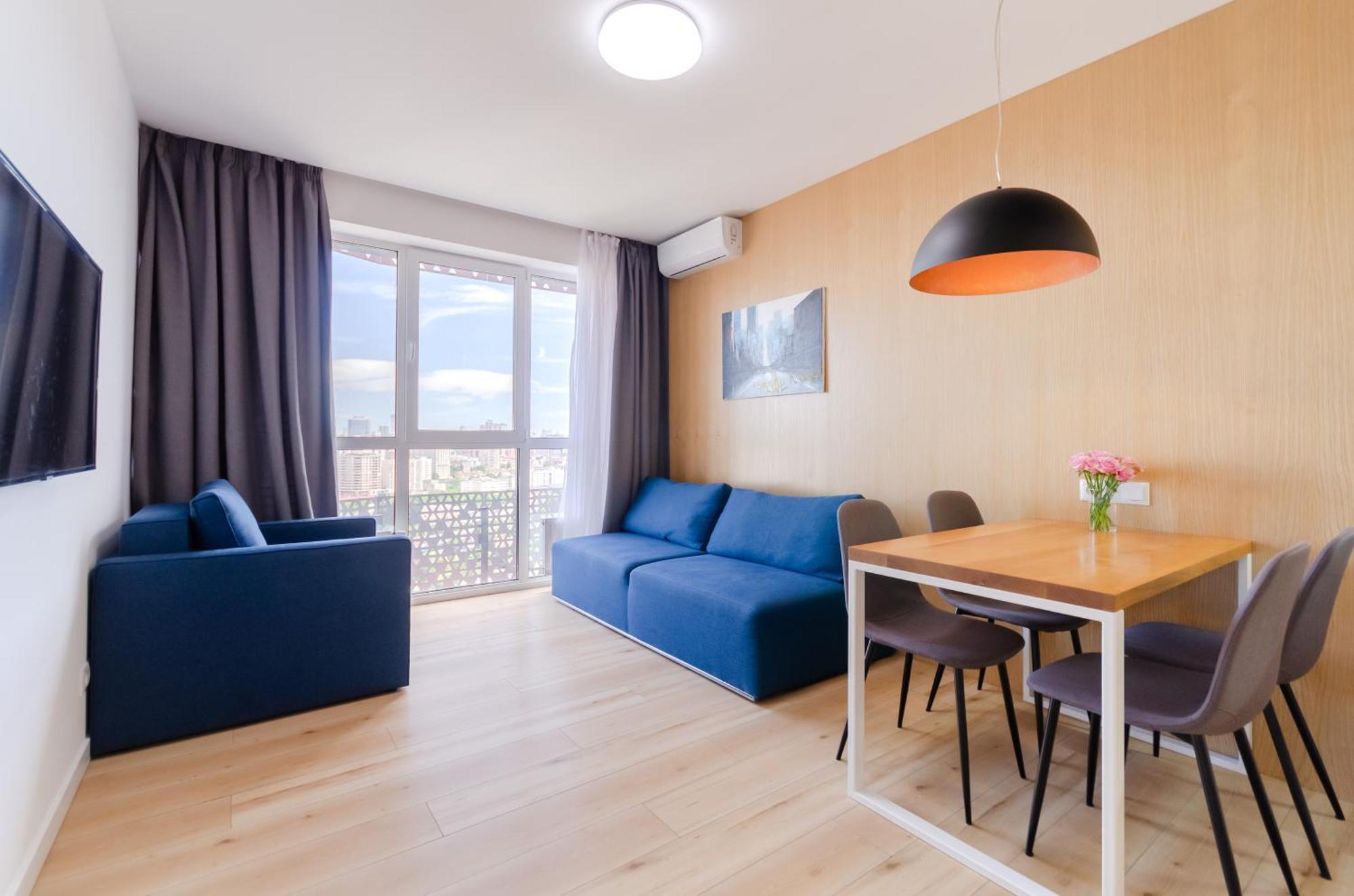 Petrovdom 205-206 Panoramic City View Apartments At Rc Kvartet, Central Railway Station Kyiv Exterior photo