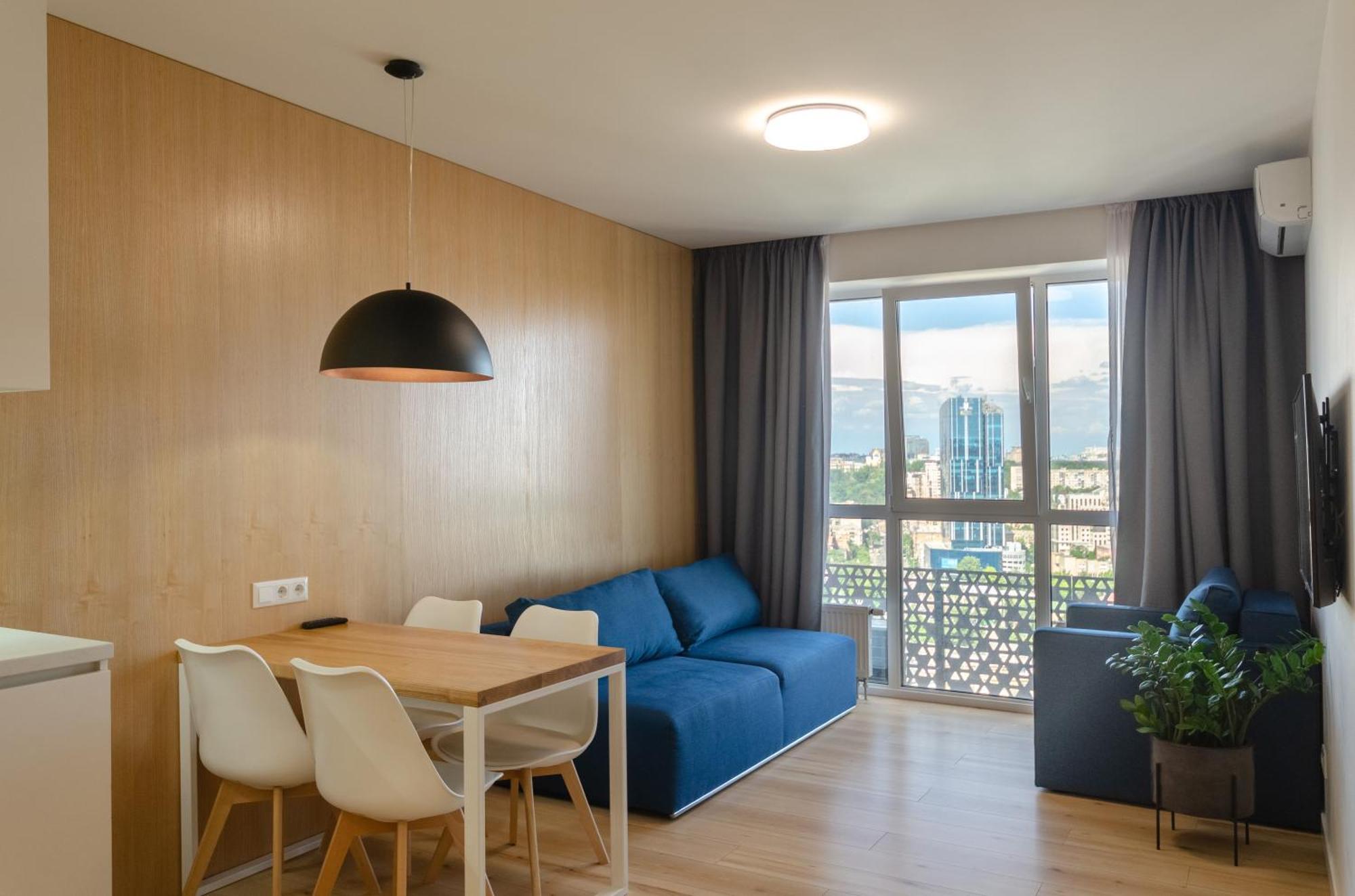 Petrovdom 205-206 Panoramic City View Apartments At Rc Kvartet, Central Railway Station Kyiv Exterior photo